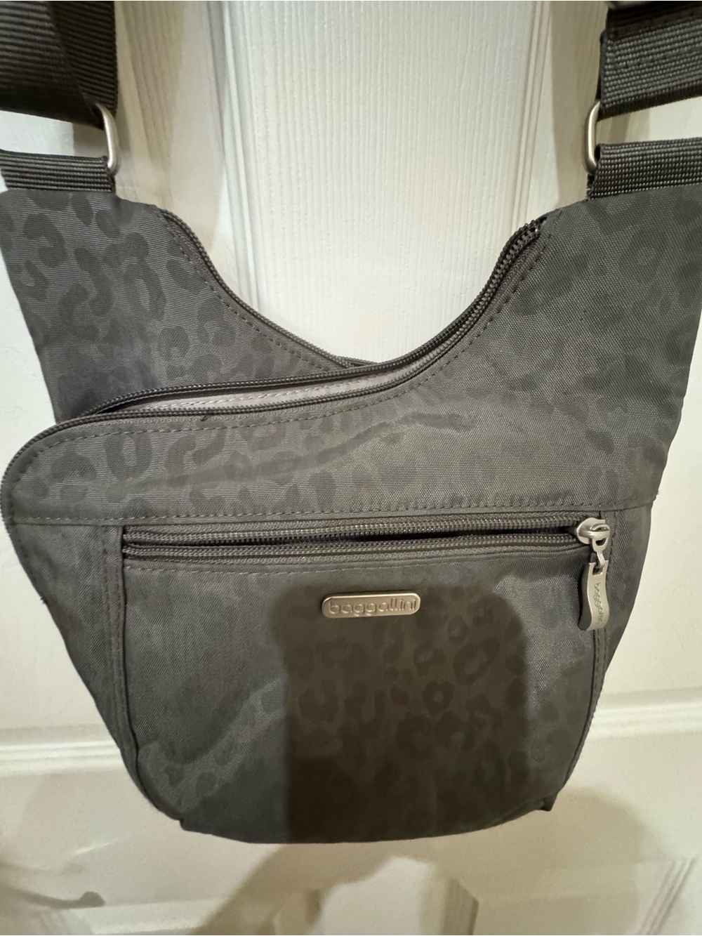 Baggallini Charcoal Leopard-Print Crossbody Bag